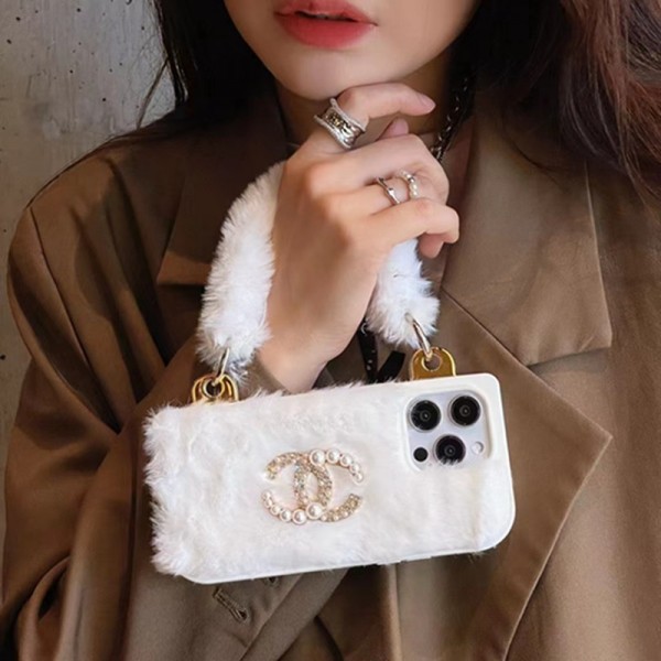 Chanel シャネルハイブランド アイフォン15 14+ 13 pro max レディースメンズ激安iphone 15/14 pro/15 pro max xs/8/7 plusカバー ストラップ付 カード入れセレブ愛用全機種対応ハイブランドケース パロディiphone14/13 pro max スマホケース コピー