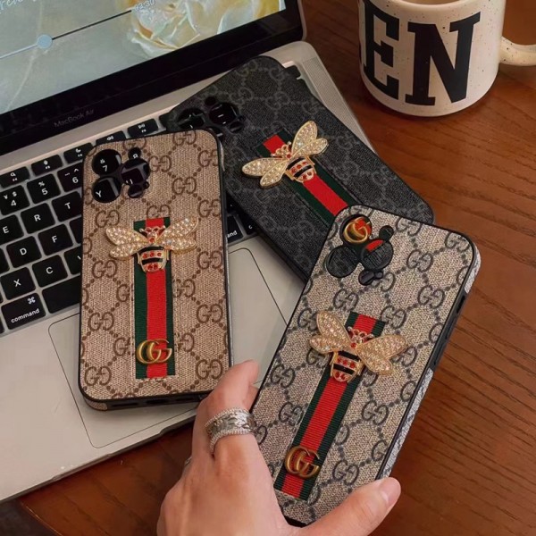 Gucci グッチブランドiphone 14 plus 15 pro maxケース韓国風セレブ愛用 iphone 15 アイフォン 15 14 13pro maxケース ジャケットスマホケース コピーセレブ愛用全機種対応ハイブランドケース パロディiphone14/13 pro max スマホケース コピー