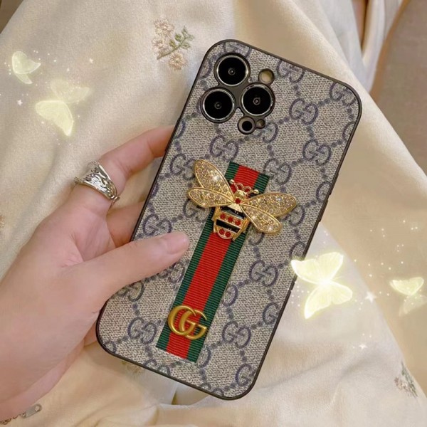 Gucci グッチブランドiphone 14 plus 15 pro maxケース韓国風セレブ愛用 iphone 15 アイフォン 15 14 13pro maxケース ジャケットスマホケース コピーセレブ愛用全機種対応ハイブランドケース パロディiphone14/13 pro max スマホケース コピー