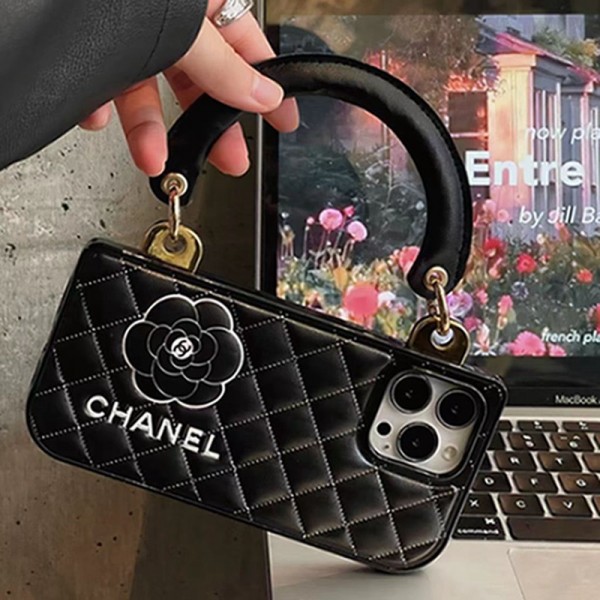 Chanel シャネルブランドiphone 14 plus 15 pro maxケースiphone 14 15 plusケースカバースタンド付き韓国風セレブ愛用 iphone 15 アイフォン 15 14 13pro maxケース ジャケットスマホケース コピーiphone14/13 pro max スマホケース コピー