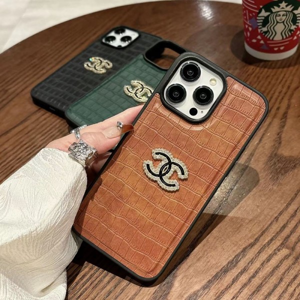 Chanel シャネルブランドiphone 14 plus 15 pro maxケースiphone 15/14 pro/15 pro max xs/8/7 plusカバー ストラップ付 カード入れiphone 14 15 plusケースカバースタンド付き韓国風セレブ愛用 iphone 15 アイフォン 15 14 13pro maxケース ジャケットスマホケース コピー