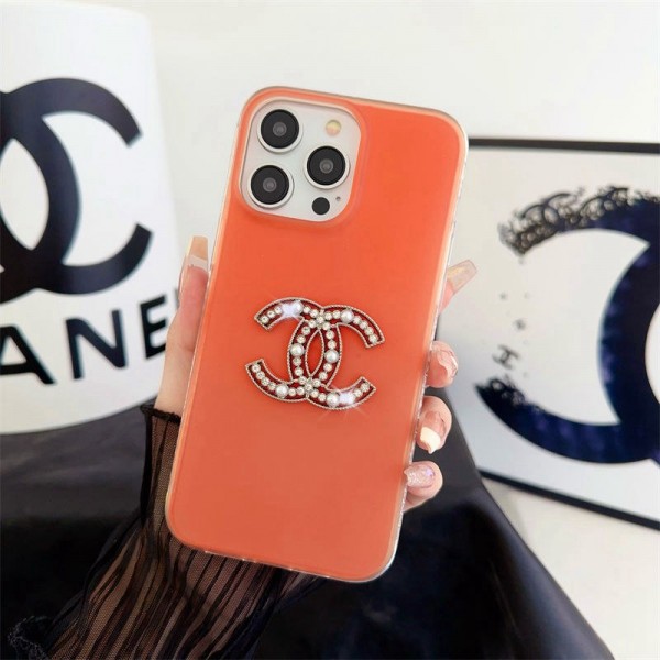 Chanel シャネルブランドiphone 14 plus 15 pro maxケースiphone 14 15 plusケースカバースタンド付き韓国風セレブ愛用 iphone 15 アイフォン 15 14 13pro maxケース ジャケットスマホケース コピーセレブ愛用全機種対応ハイブランドケース パロディ