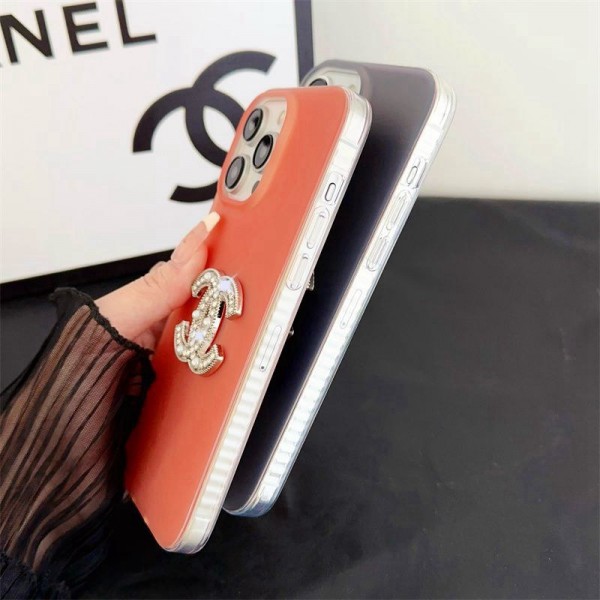 Chanel シャネルブランドiphone 14 plus 15 pro maxケースiphone 14 15 plusケースカバースタンド付き韓国風セレブ愛用 iphone 15 アイフォン 15 14 13pro maxケース ジャケットスマホケース コピーセレブ愛用全機種対応ハイブランドケース パロディ