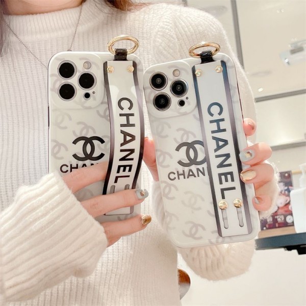 Chanel シャネルブランドiphone 16 14 plus 15 pro maxケースiphone 16/14 pro/15 pro max xs/8/7 plusカバー ストラップ付 カード入れセレブ愛用全機種対応ハイブランドケース パロディiphone16 15 14/13 pro max スマホケース コピー