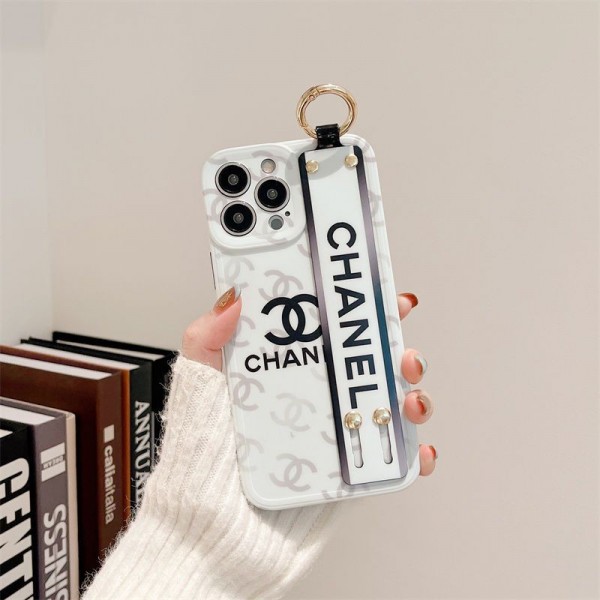 Chanel シャネルブランドiphone 16 14 plus 15 pro maxケースiphone 16/14 pro/15 pro max xs/8/7 plusカバー ストラップ付 カード入れセレブ愛用全機種対応ハイブランドケース パロディiphone16 15 14/13 pro max スマホケース コピー