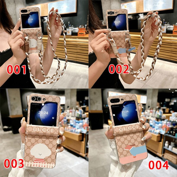 Gucci グッチgalaxy z flip6 fold6ケースカバースタンド付き韓国風セレブ愛用 galaxy z flip6 5 4 3ケース ジャケットスマホケース コピーセレブ愛用全機種対応ハイブランドケース パロディgalaxy z fold 6 5 4 3スマホケース コピー