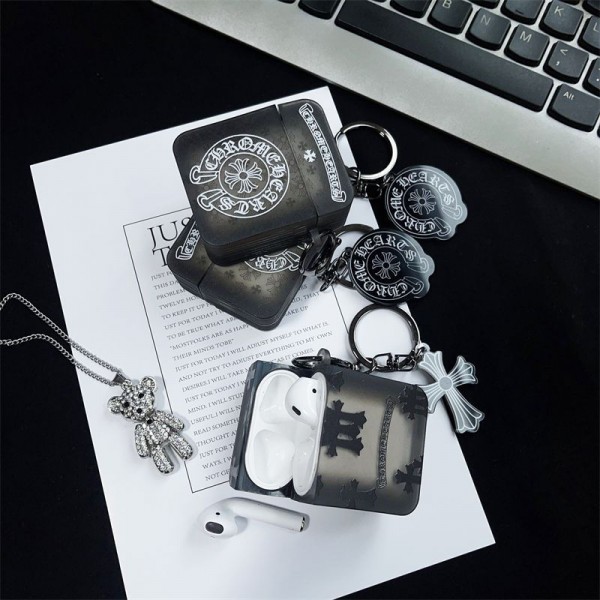 クロムハーツ Chrome Hearts ハイブランド  AirPods4 3 pro3 2ケースストラップ airpods4カバー 耐衝撃 エアーポッズ4プロ2ケース 激安 ブランド エアーポッズ4 プロ2 3/2/1ケースブランド AirPods 4/3 Pro2/proケース メンズレディーズ