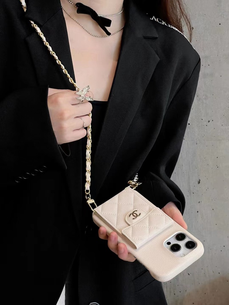 Chanel シャネルブランドiphone 14 plus 15 pro maxケースハイブランド アイフォン15 14+ 13 pro max レディースメンズ激安