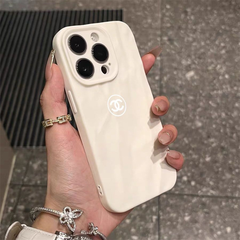 Chanel シャネルブランドiphone 16 14 plus 15 pro maxケース