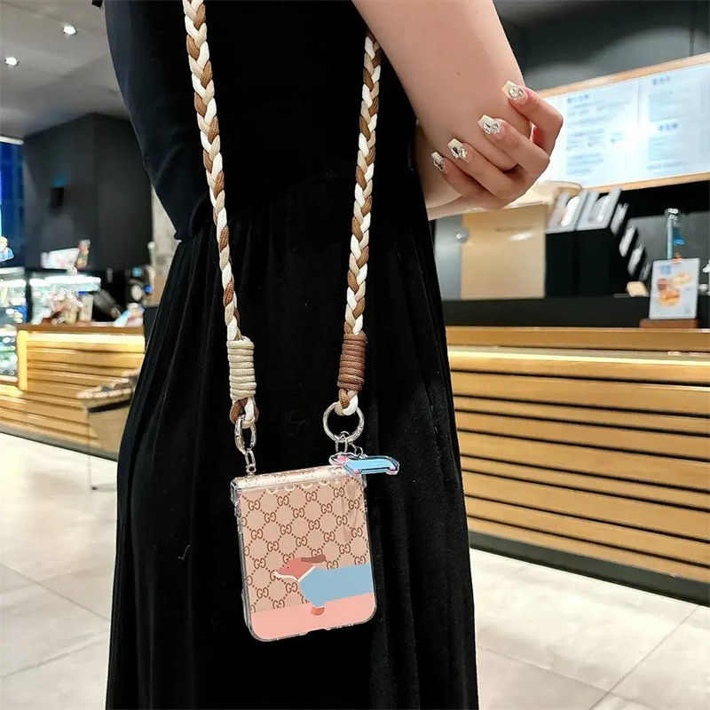 Gucci グッチgalaxy z flip6 fold6ケースカバースタンド付き韓国風セレブ愛用 galaxy z flip6 5 4 3ケース